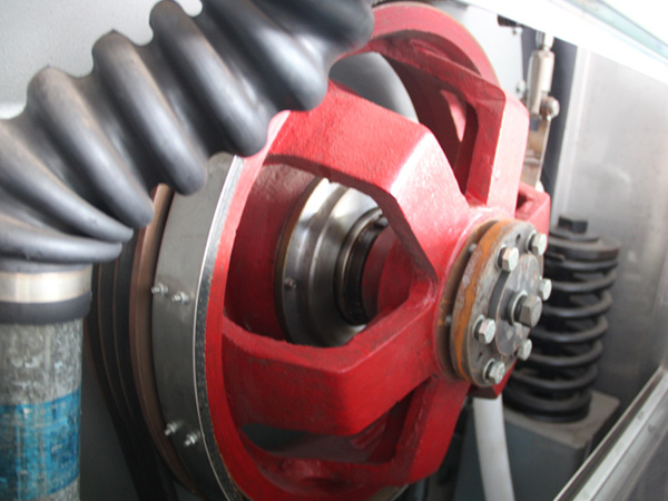 
		全自动卫生隔离式洗脱机
	(图2)